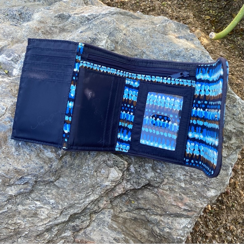 VERA BRADLEY Floral Quilted Fold Over Wallet - Picture 3 of 11